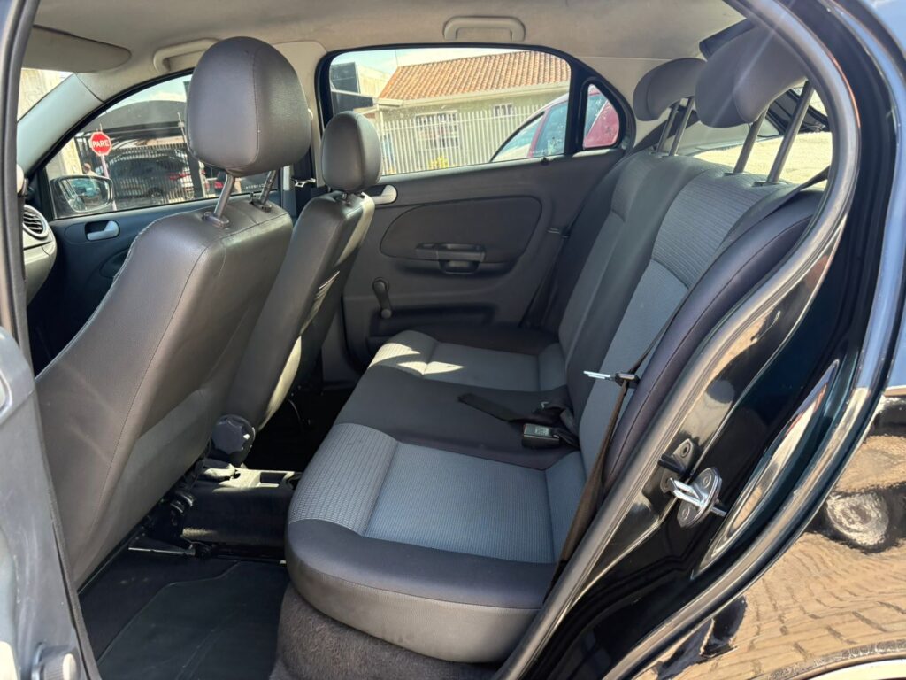 Volkswagen GOL 1.6 foto 7